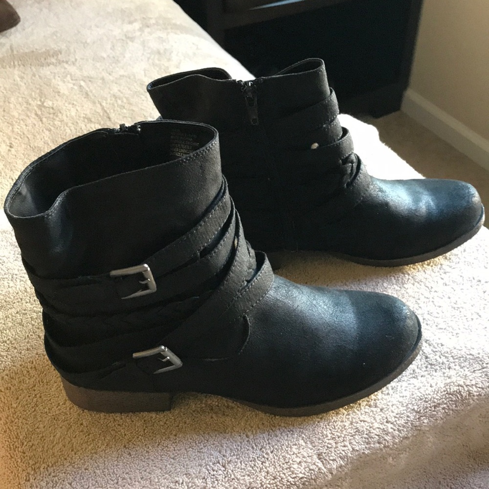 Yulia Boot size 10